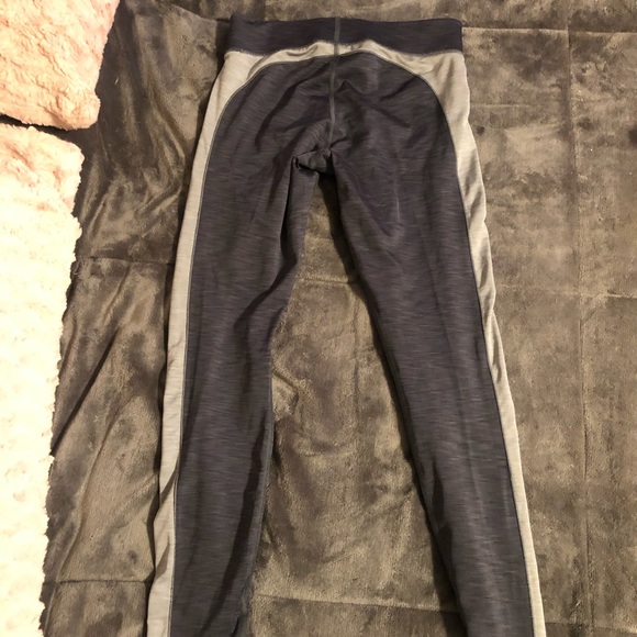 Under Armor leggings - Picture 4 of 4